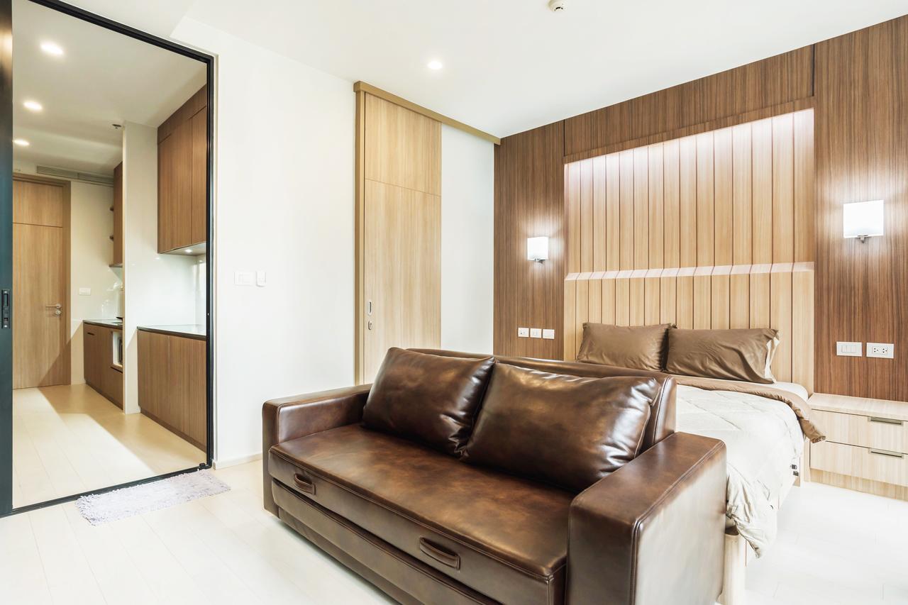 Grand Central Bangkok By Favstay Exterior photo
